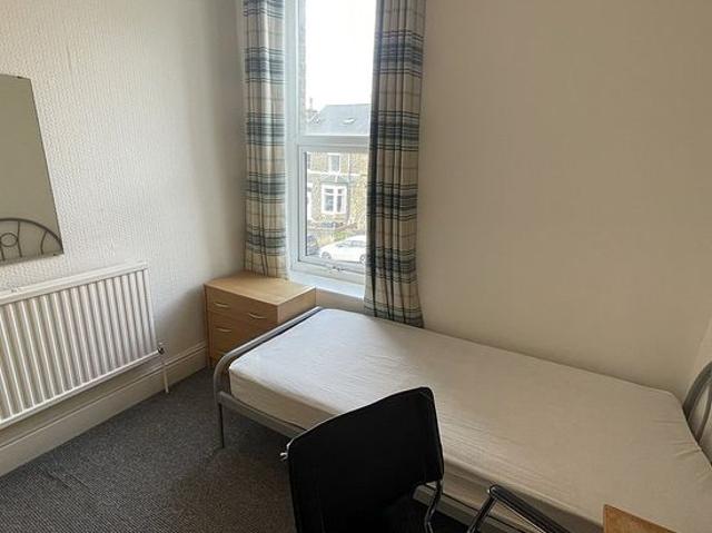 Room for rent in Wybourn, South Yorkshire