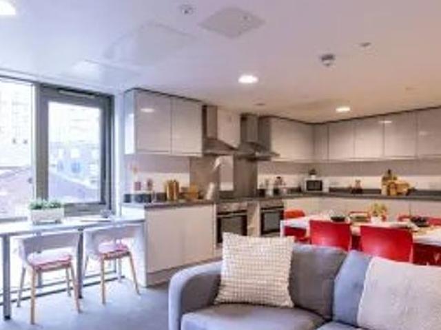 Room for rent in Saint Vincent's, Sheffield