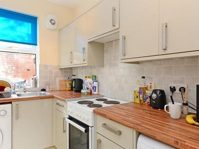 Room for rent in Sharrow Vale, South Yorkshire
