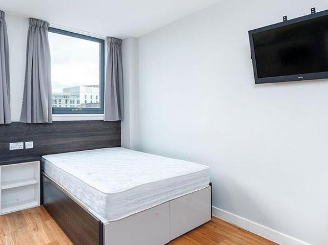 Room for rent in City Centre, South Yorkshire