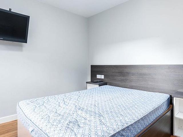 Room for rent in City Centre, South Yorkshire