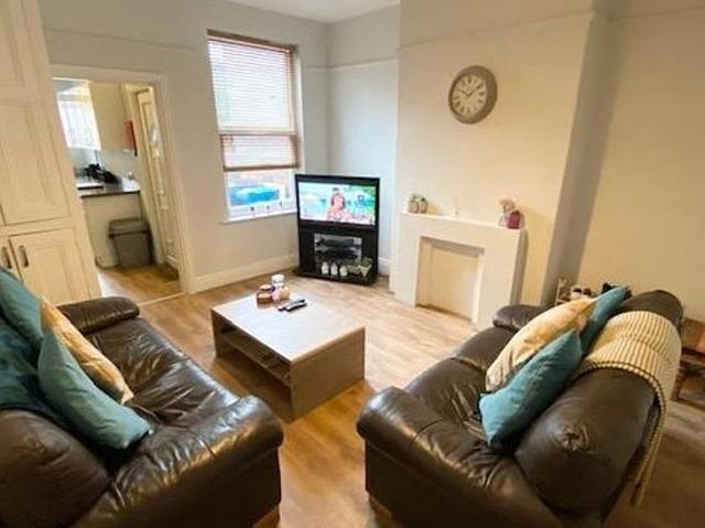 Room for rent in South Yorkshire