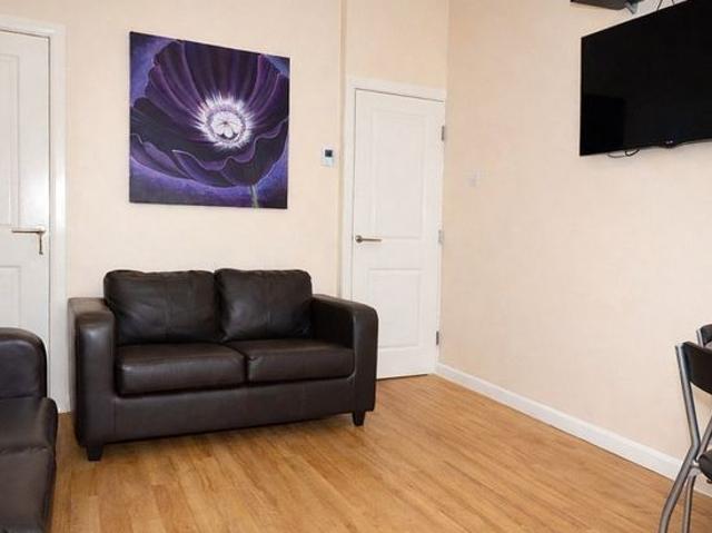 Room for rent in City Centre, South Yorkshire