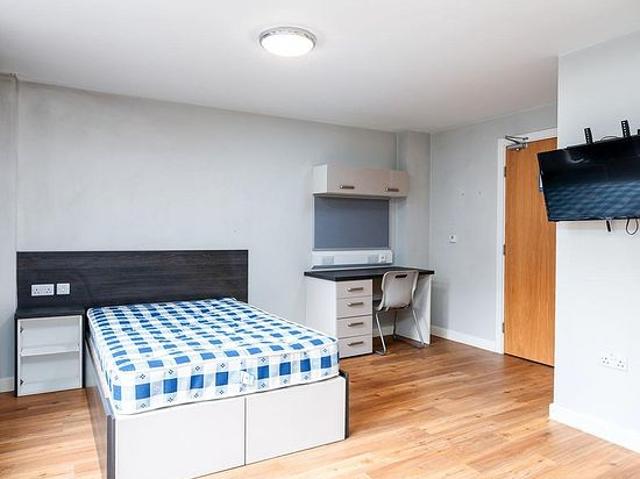 Room for rent in City Centre, South Yorkshire