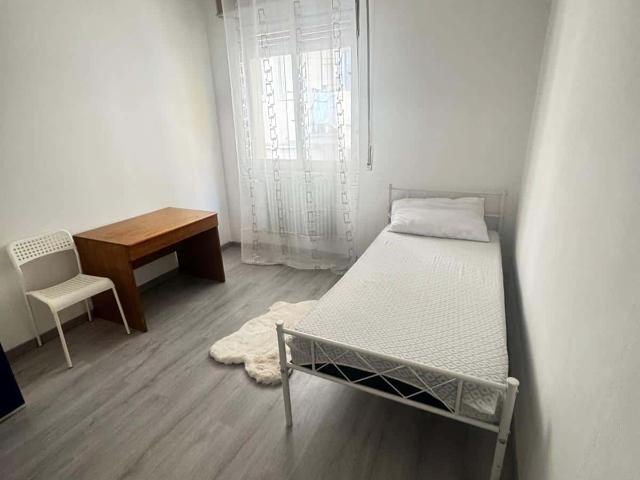 Stanza in affitto a Zona Centro, Brescia