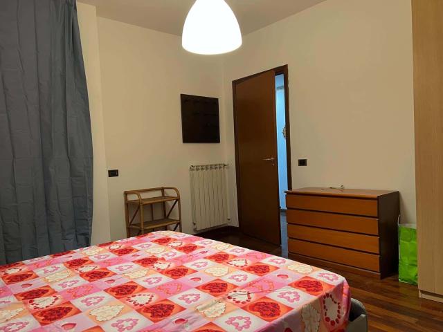 Stanza in affitto a Picanello-Ognina-Barriera-Canalicchio, Catania