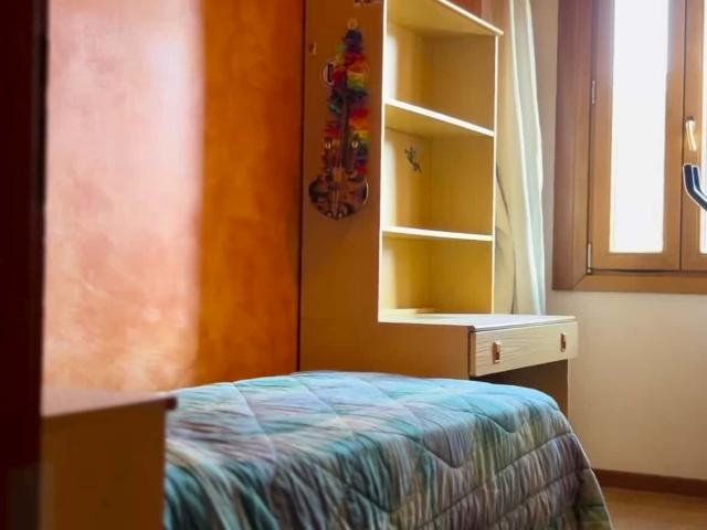 Stanza in affitto a Unione dei comuni del Distretto Ceramico, Fiorano Modenese