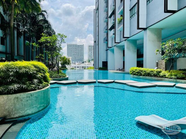 Room for rent in Petaling, Alam Impian