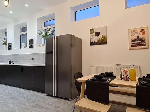 Room for rent in West Midlands