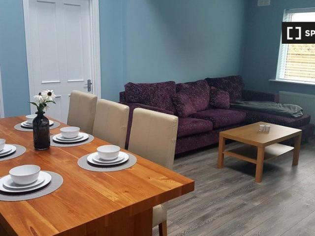 Room to rent in Bluebell, North Tipperary
