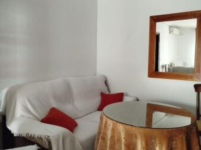 Habitación en alquiler en Gran Eje, Jaén