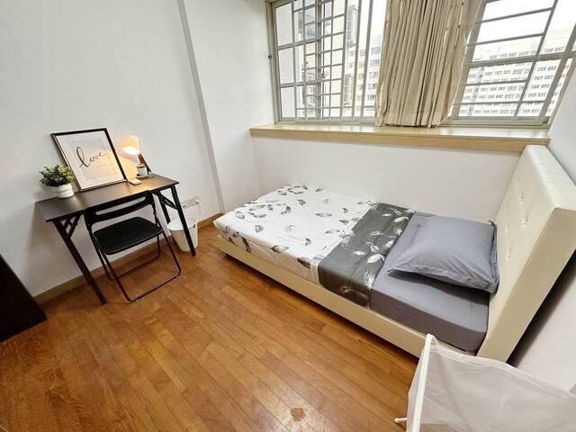 Room for rent