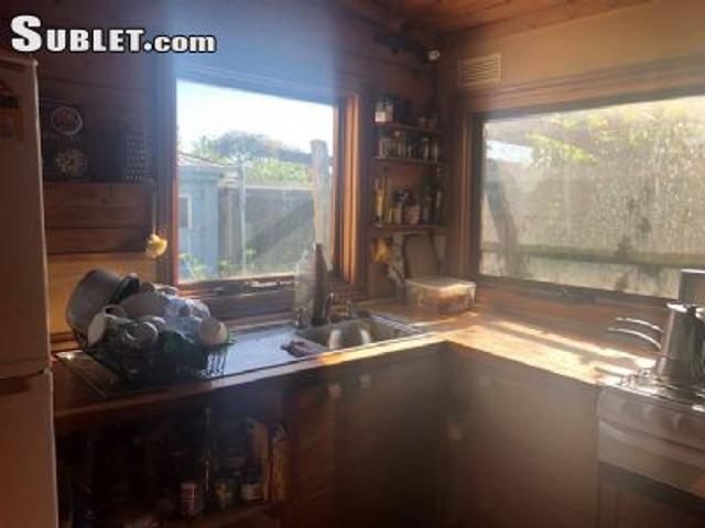 Room for rent in Camerons Creek, Victoria