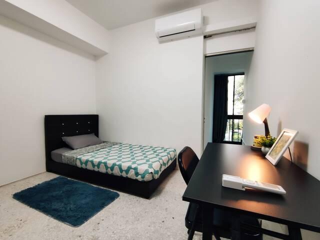 Room for rent