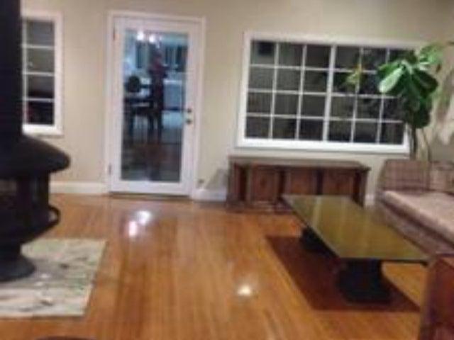 Room for rent in Canoga Park, California