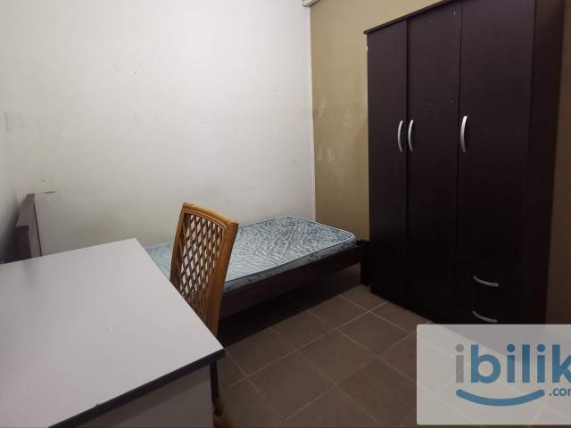 Room for rent in Kuching