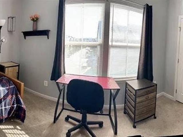 Room for rent in Virginia