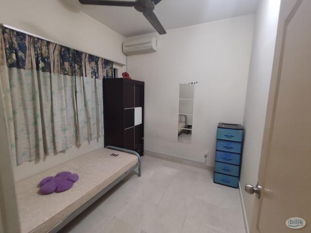 Room for rent in PJU 6, Petaling Jaya