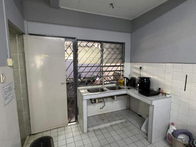 Room for rent in Petaling, Damansara Damai