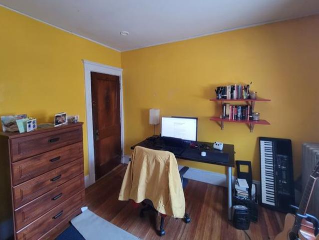 Room for rent in Somerville, Massachusetts