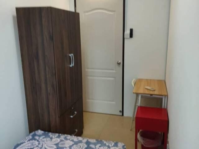 Room for rent