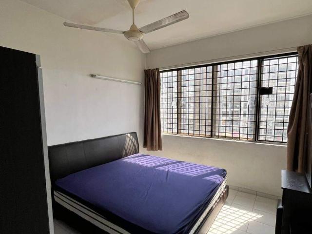 Room for rent in Mukim 13, Georgetown