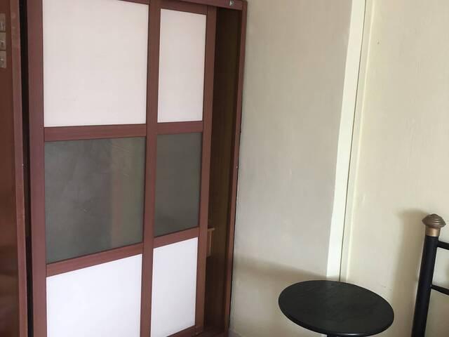 Room for rent in 23 North West