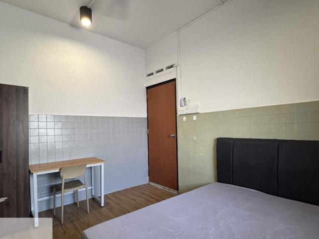 Room for rent in Kampung Ah Siang, Johor Bahru