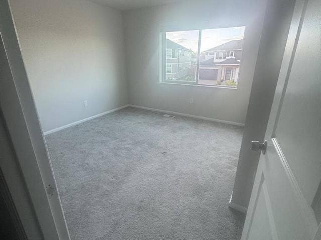 Room for rent in Washington