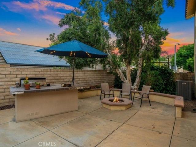Room for rent in Canoga Park, California