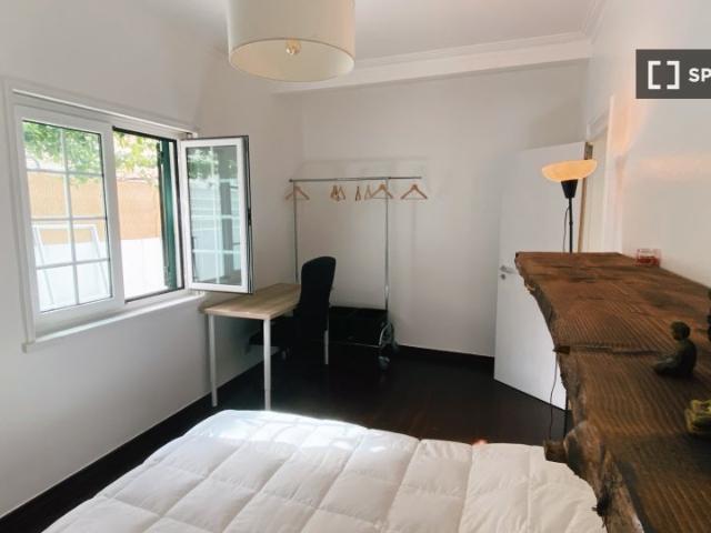 Quarto alugar em Bairro do Campo da Bola, Almada