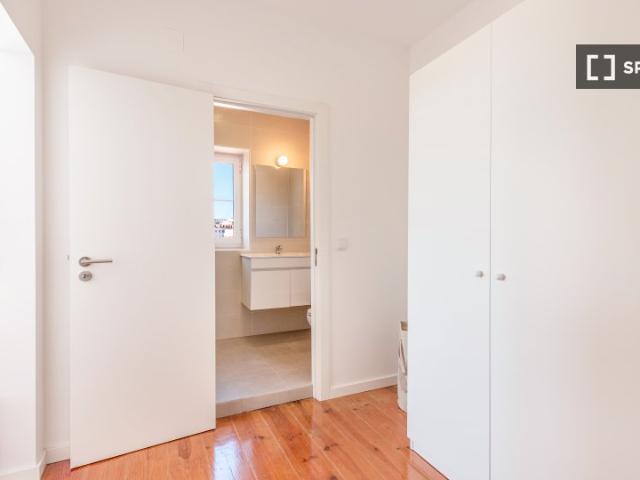 Quarto alugar em São Vicente, Lisboa