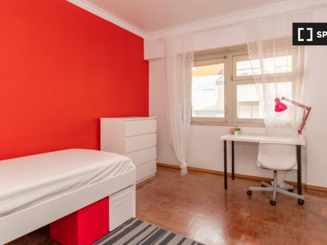 Quarto alugar em Casal do Privilégio, Odivelas