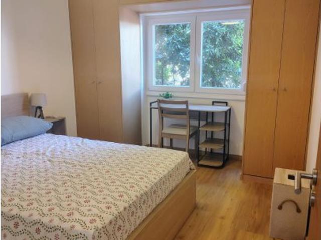 Quarto alugar em Alembrança, Almada