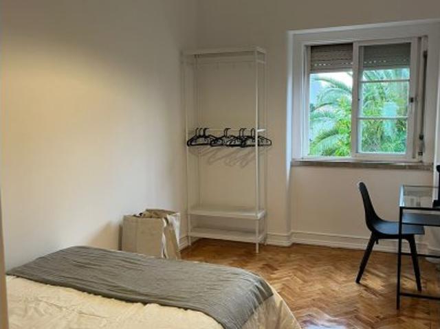 Quarto alugar em São João de Brito, Lisboa