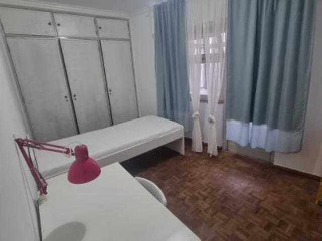 Quarto alugar em Casal do Privilégio, Odivelas