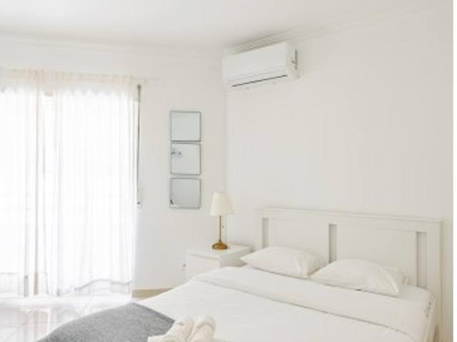 Quarto alugar em Alvide, Cascais