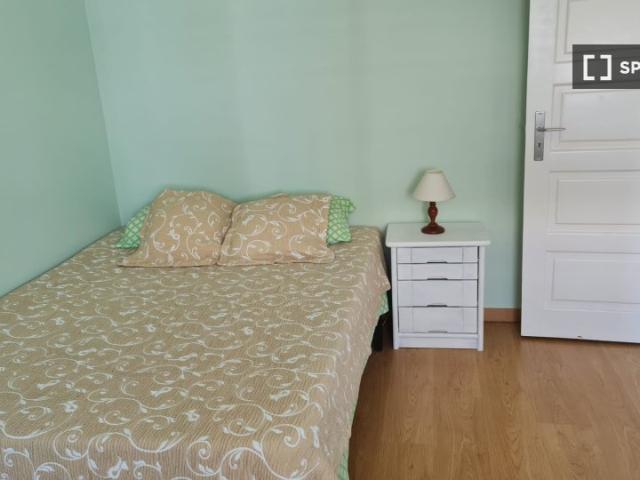 Quarto alugar em Urbanização Vila Chã, Amadora