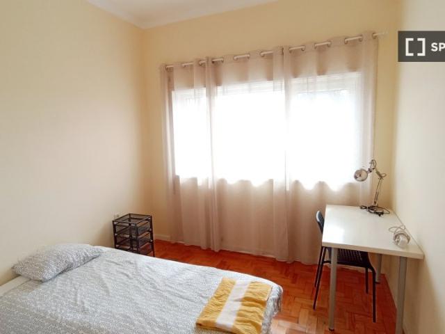 Quarto alugar em Porto