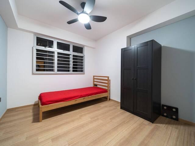 Room for rent