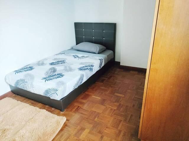 Room for rent