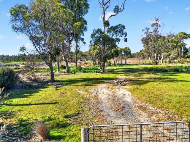 Land for sale in Beaconsfield, West Tamar