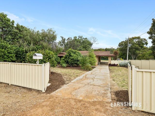 House for sale in Mundaring, Mundaring Dc