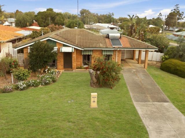 House for sale in Waroona, Shire Of Waroona