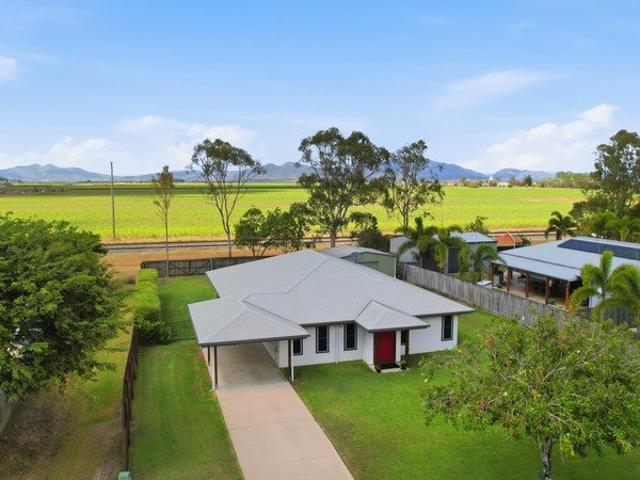 House for sale in Marian