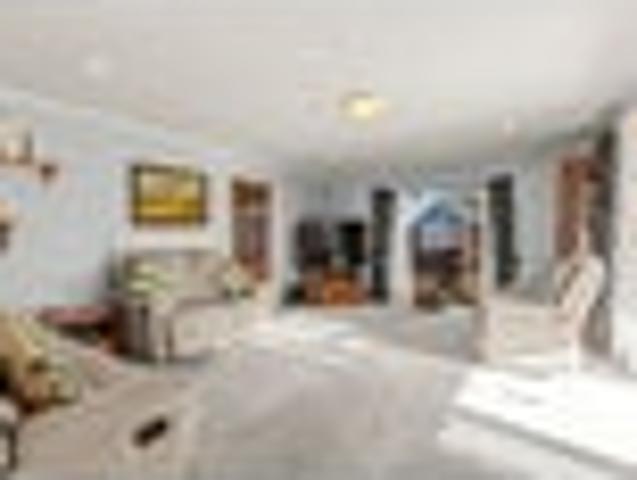 House for sale in Chaslands, Canterbury