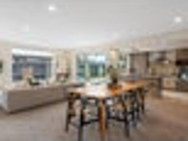 House for sale in Chaslands, Canterbury