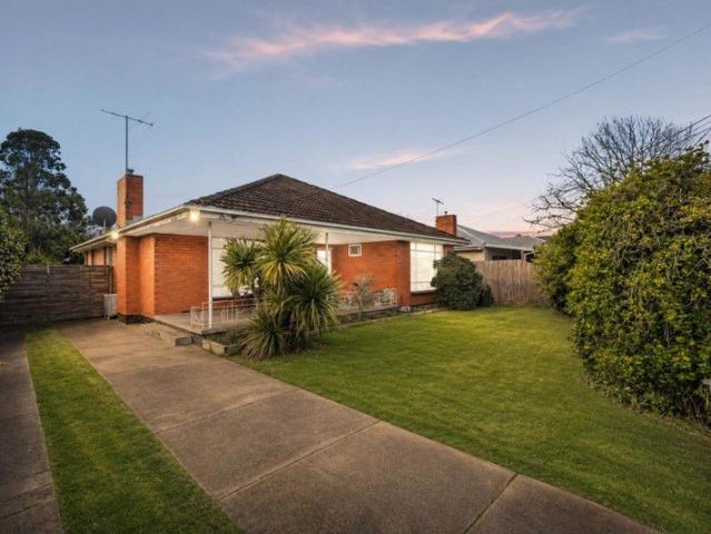 House for rent in Altona, Melbourne