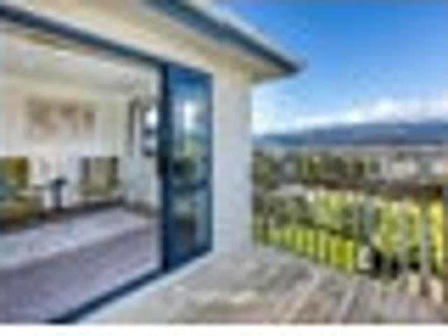 House for sale in Pauatahanui, Wellington