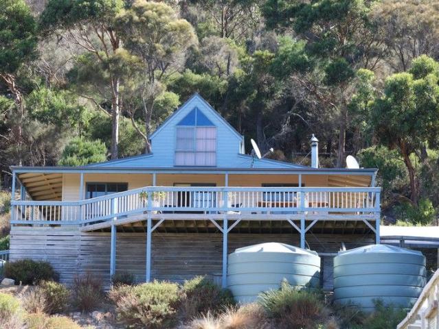 House for sale in Killiecrankie, Tasmania